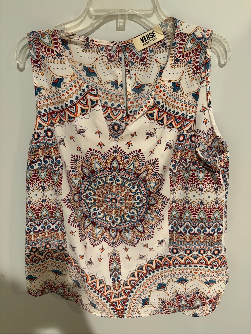 Versé White Mandala Print Sleeveless Camisole